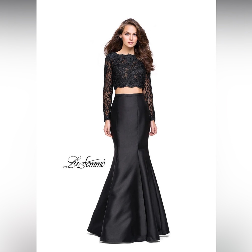 LA FEMME Style 25324 Black 2 Piece Gown Dress Perfect For Weddings or Prom! Sz 6